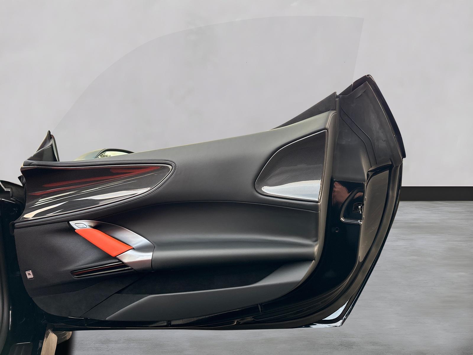 Ferrari SF90 Spider *Embleme*Navi*PDC*Klima*Leder*