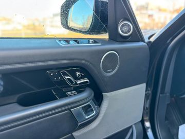 Land-Rover Range Rover - 8