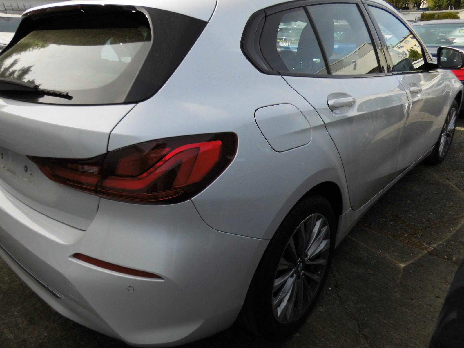 BMW 118 i Luxury Line LED Tempo Navi DAB  SH WLAN
