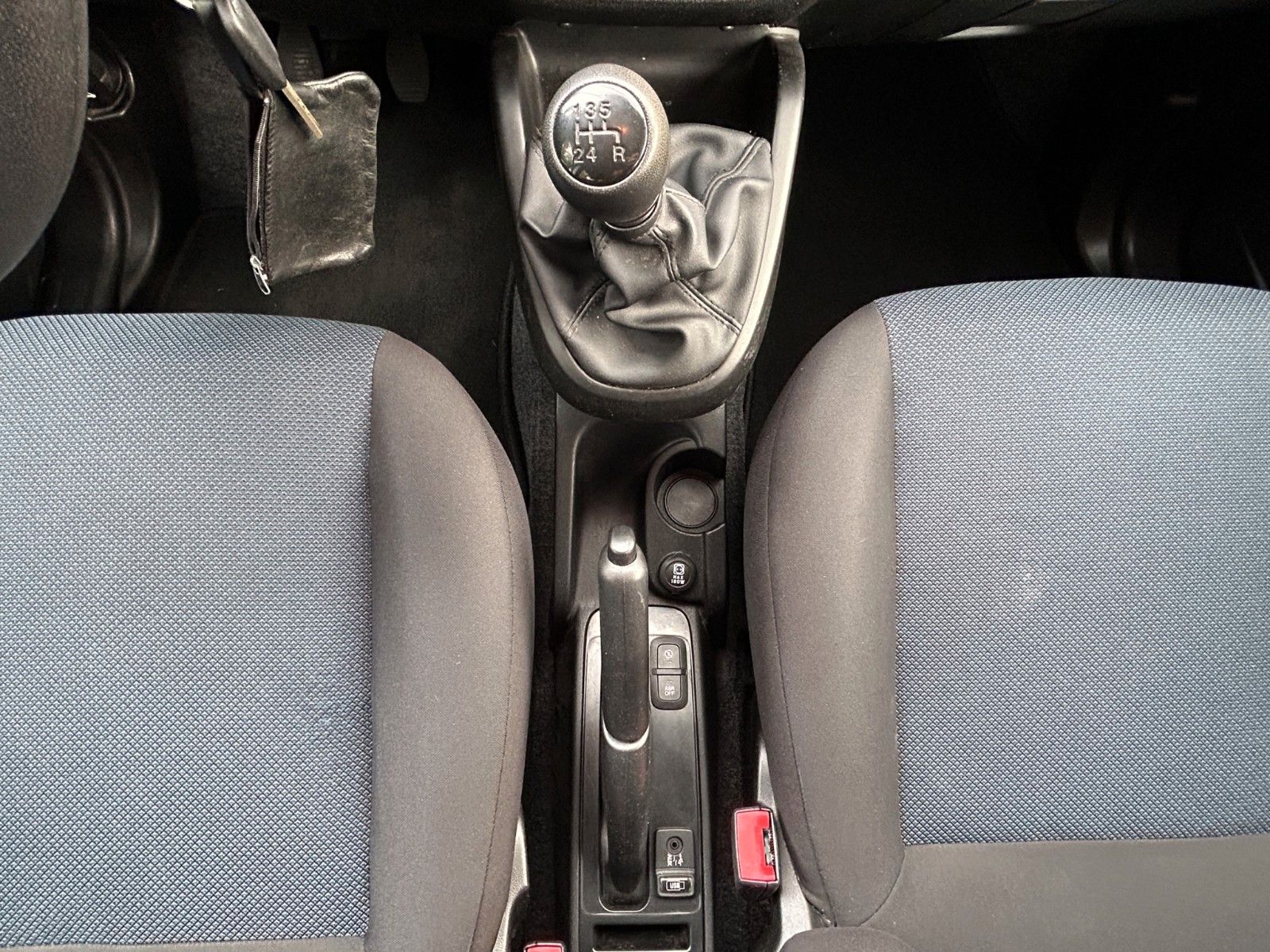 Fahrzeugabbildung Opel Combo D Edition L1H1/Inspektion Neu/ 1.Hand !!/