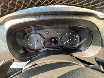 Peugeot Expert - 8