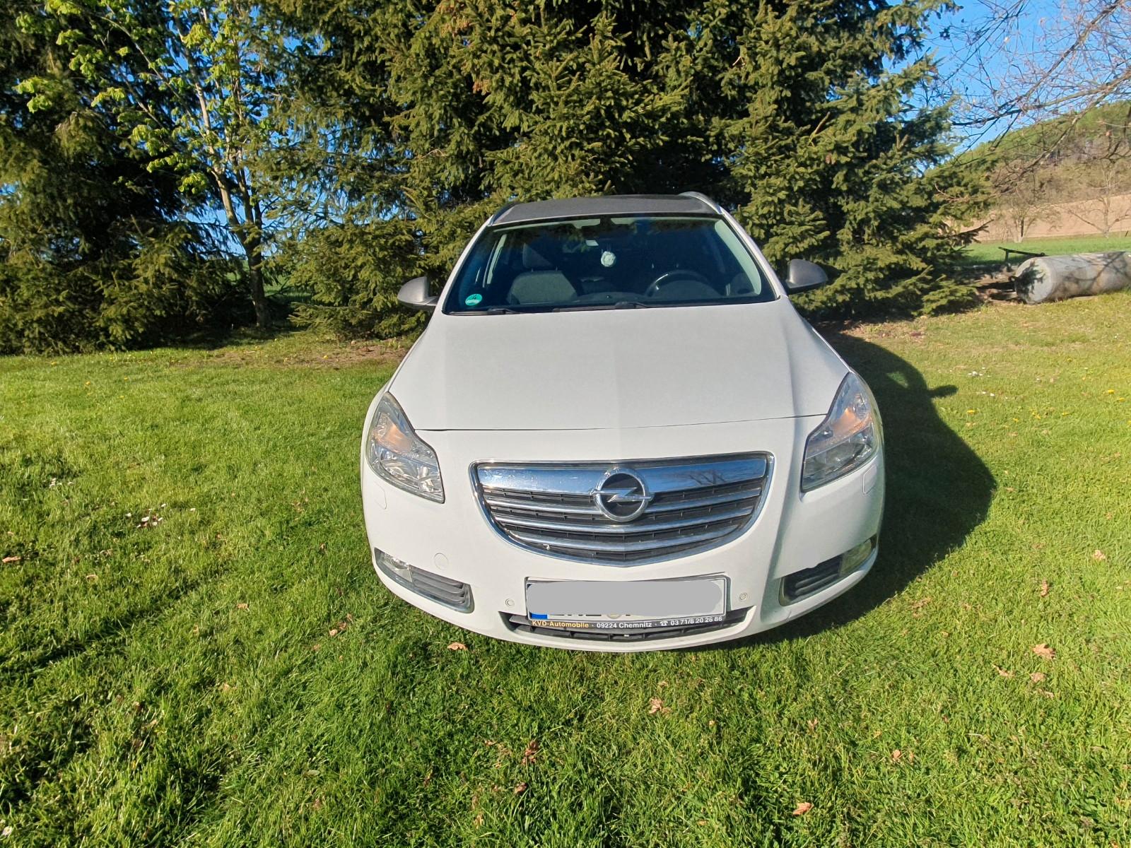Opel Insignia 2012 — engine 1.956 cm³, 194 HP (143kW)