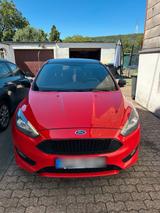 Ford Focus 1.0 ST Line 140 PS Erstzulassun... - Ford: F 140