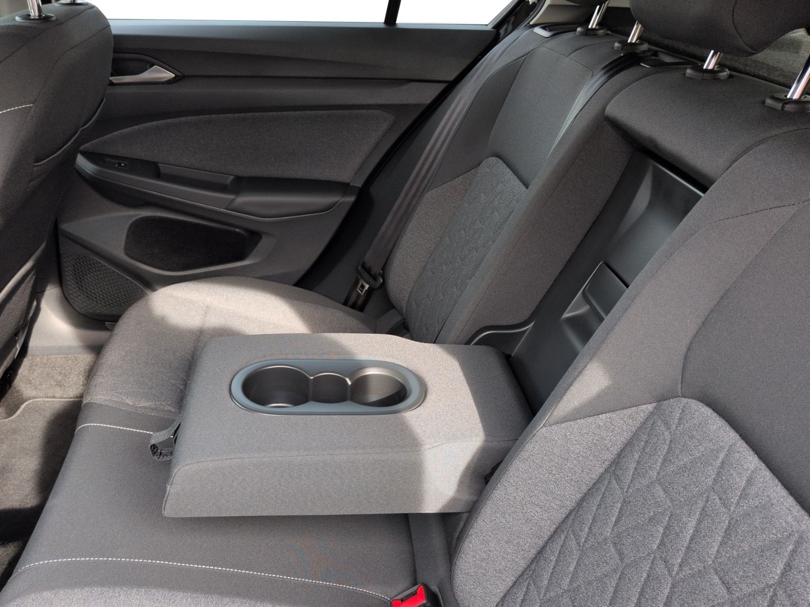 Golf VIII 1.5 TSI Move GRA+LED+NAVI+APP