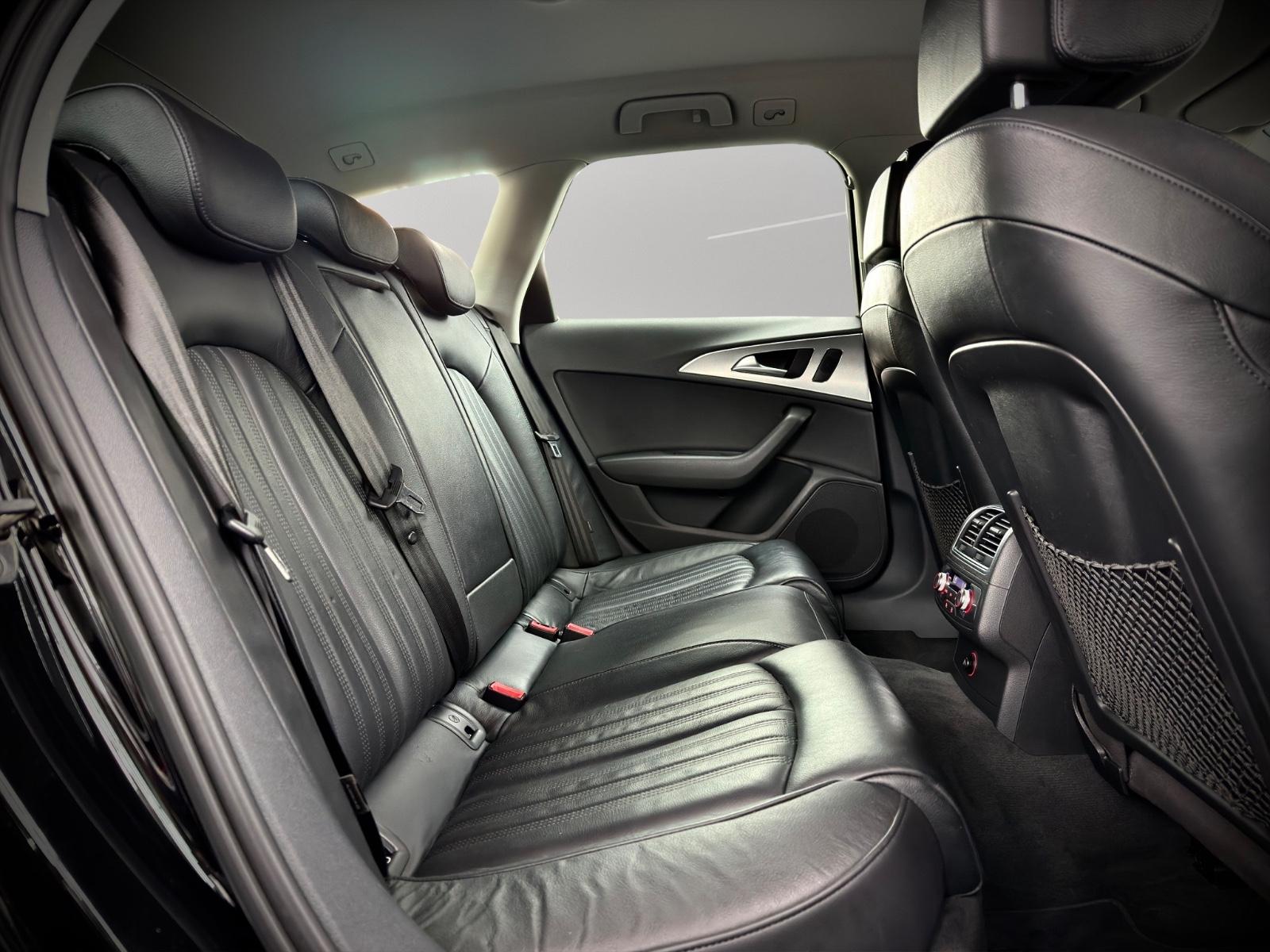 Audi A6 Avant 3.0 TFSI quattro | 299 ch | BVA | Cuir | Toit ouvrant | GPS | Chauffage auxiliaire | Hayon électrique