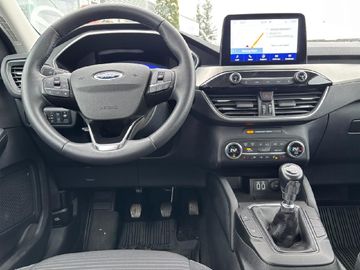 Ford Kuga 1.5 Titanium WinterpaketAHK