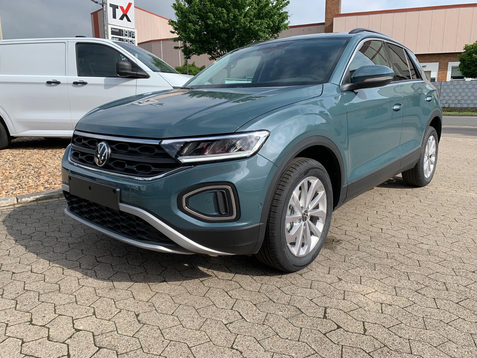 Volkswagen T-Roc 1,5l 150PS DSG AHK|SHZ|ACC|KAM|4j.Garantie