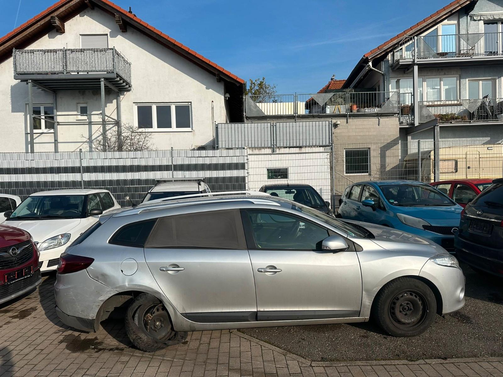 Renault Megane 2012 — photo 9