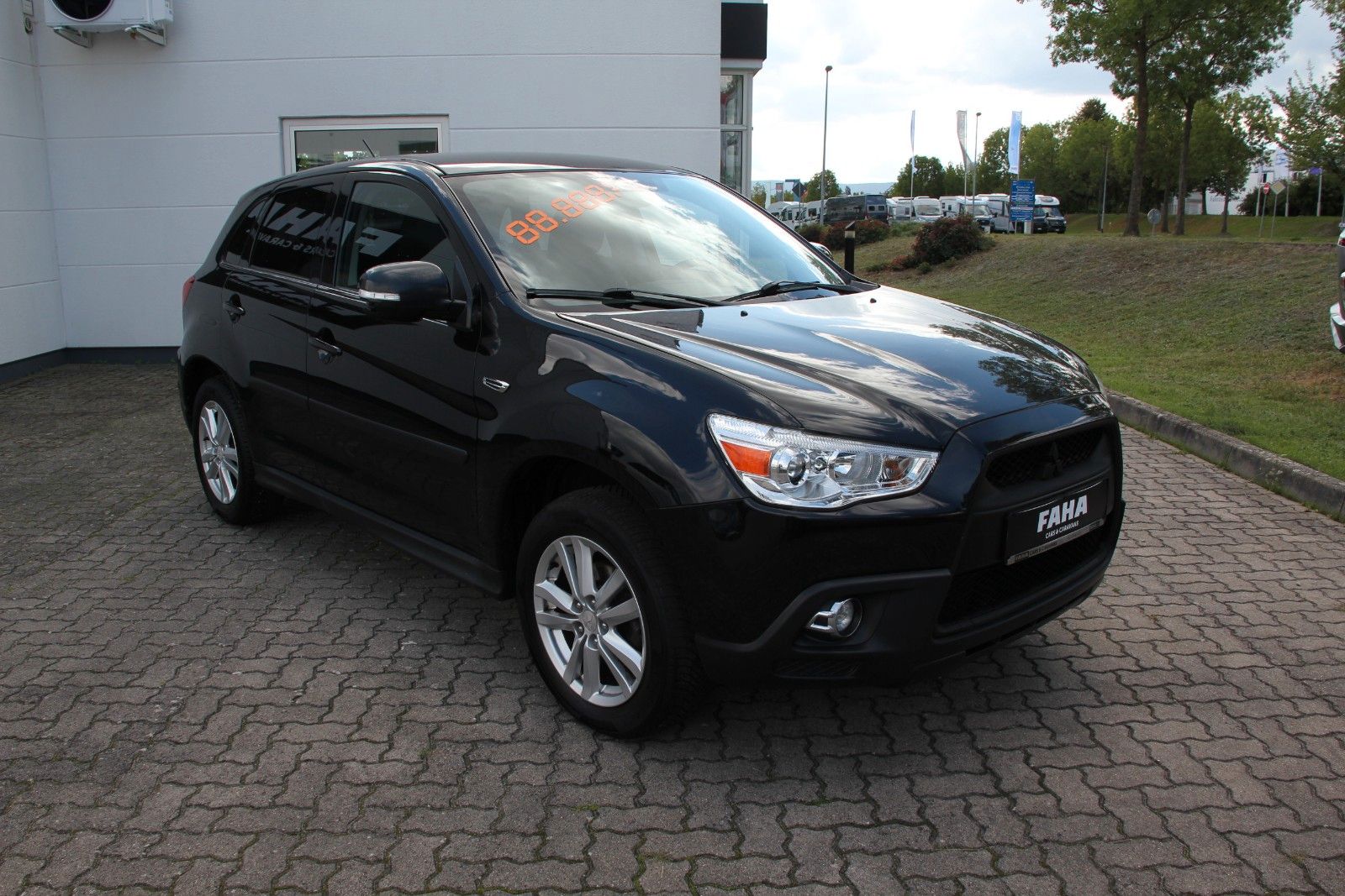 Fahrzeugabbildung Mitsubishi ASX Intro Edition 2WD