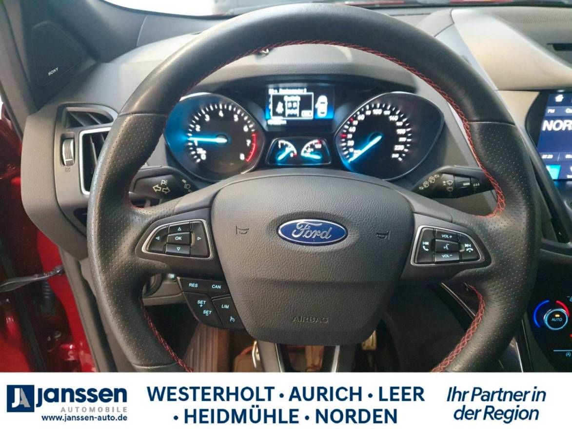 Fahrzeugabbildung Ford Kuga 1.5 EcoBoost 2x4 ST-Line