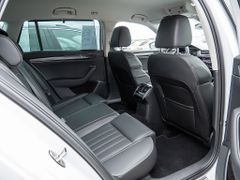 Foto Nummer 4: SKODA Superb