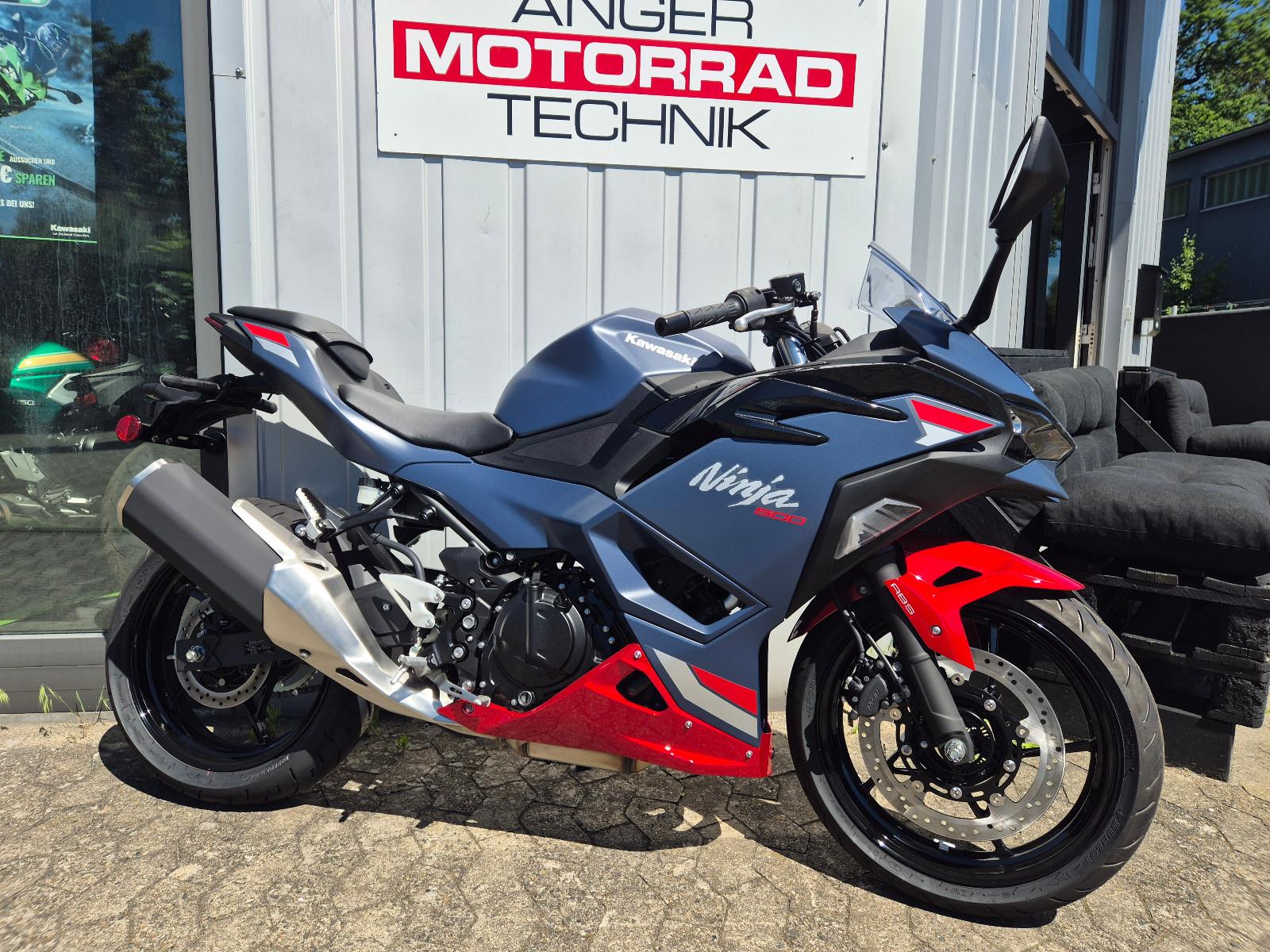 Kawasaki Ninja 500 SE + Starter Bonus 500,-