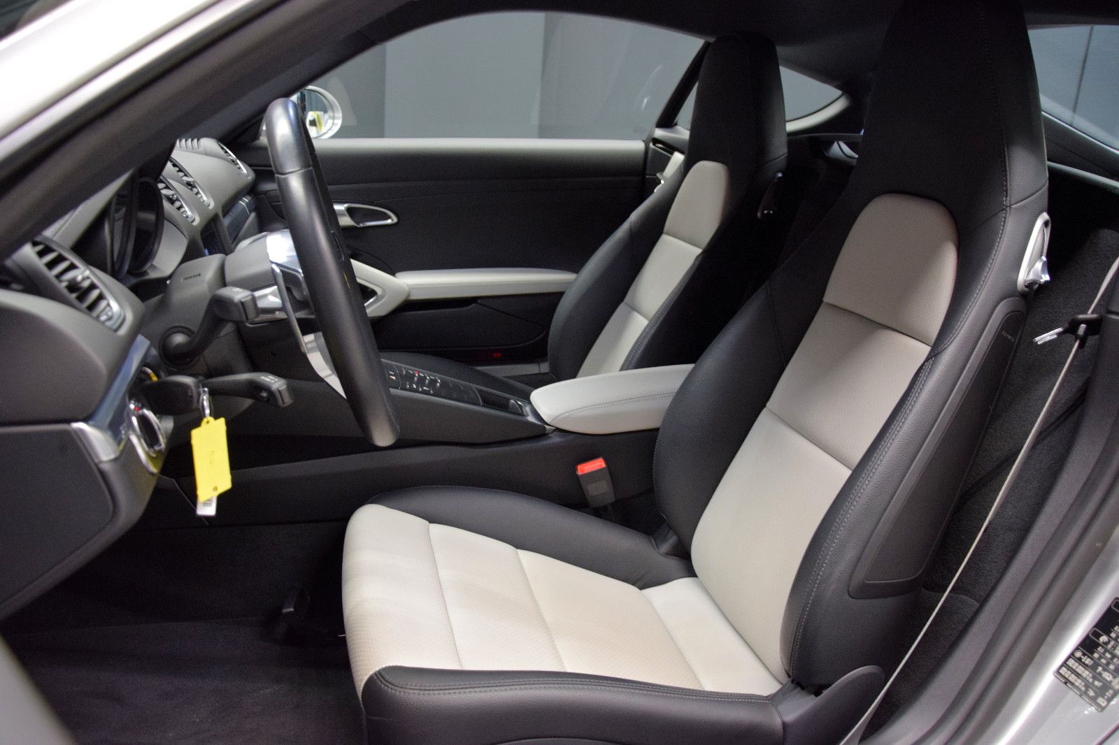 Fahrzeugabbildung Porsche 718 Cayman Sport-AGA PDLS Leder-Paket BOSE ACC