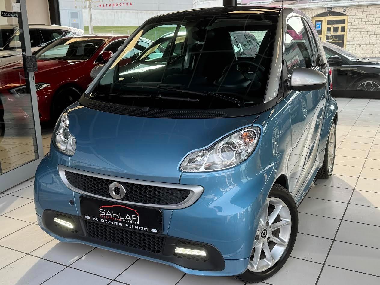 Smart ForTwo°NAVI°PANO°KLIMA°BLUETOOTH°LED
