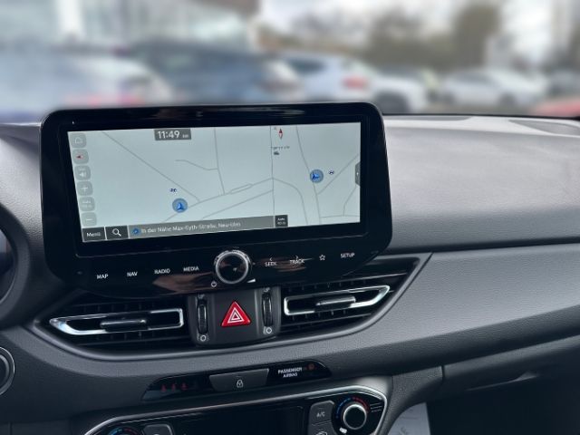 Fahrzeugabbildung Hyundai i30 Advantage Plus 1.0 T-GDI EU6e Navi Digitales