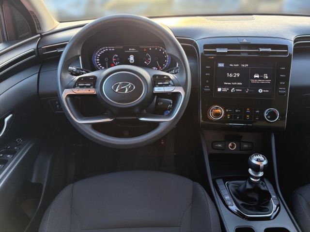 Fahrzeugabbildung Hyundai Tucson Pure 2WD +KLIMA+TEMPOMAT+CARPLAY+RADIO+UV