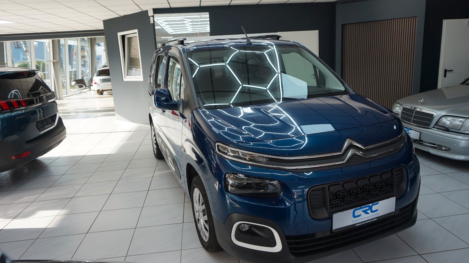 Fahrzeugabbildung Citroën Berlingo Feel M *1.Hand*Carplay*Navi*Kamera*