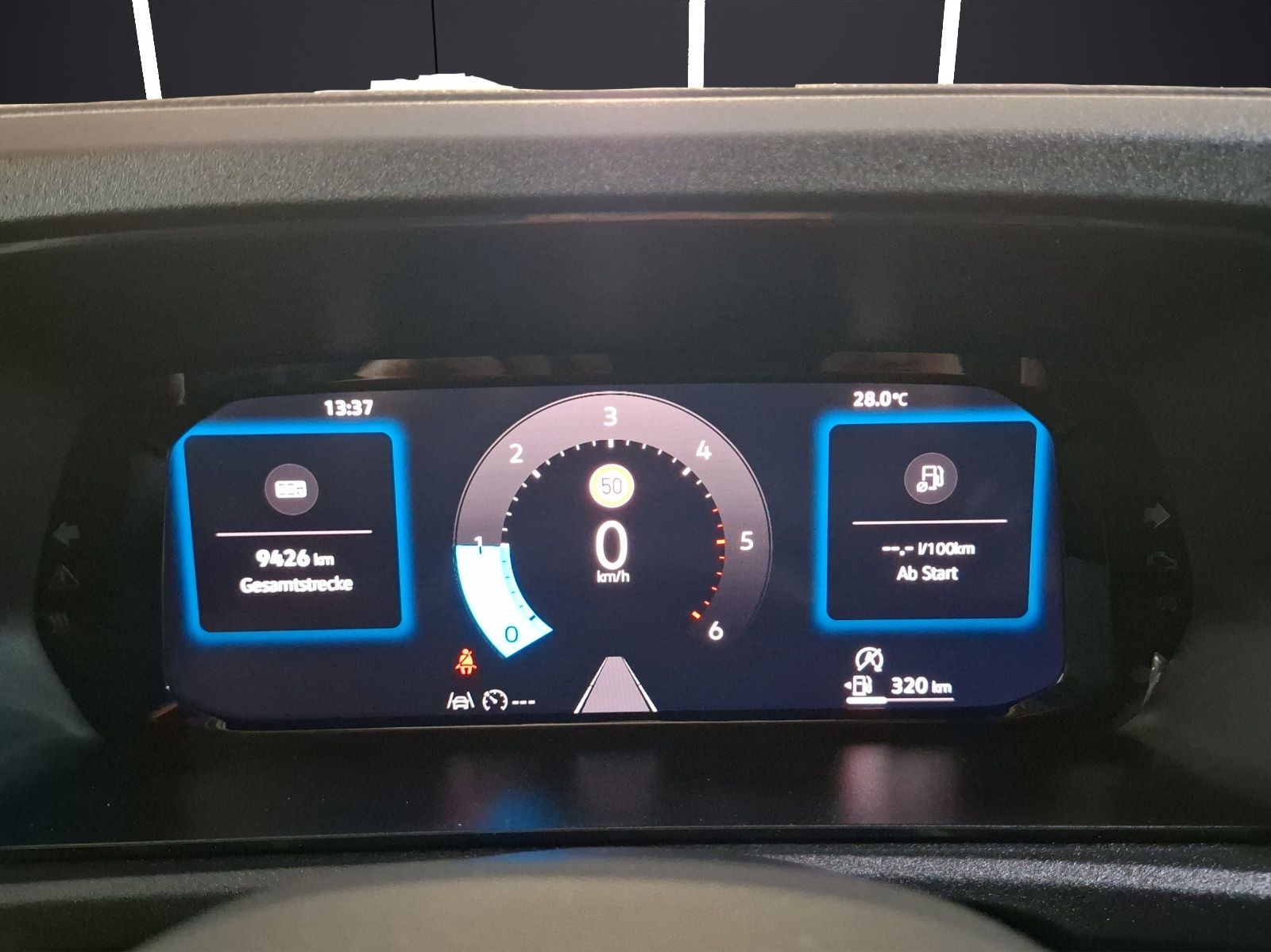 Fahrzeugabbildung Volkswagen Caddy TDI Kasten KLIMA PDC GRA VORB. AHK