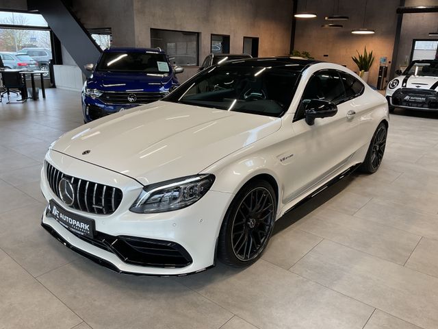 MERCEDES-BENZ C 63 S AMG HuD Multibeam Pano AMG Sitze 360° 20"