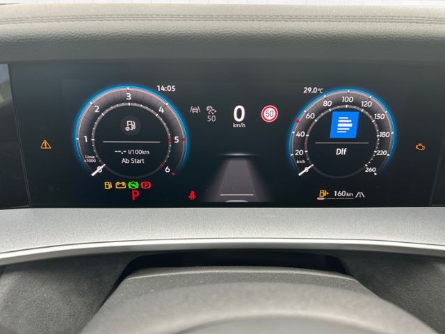 Fahrzeugabbildung Volkswagen Tayron R-Line 2.0 TDI 4MO DSG - VOLL*AHK*ProMax!
