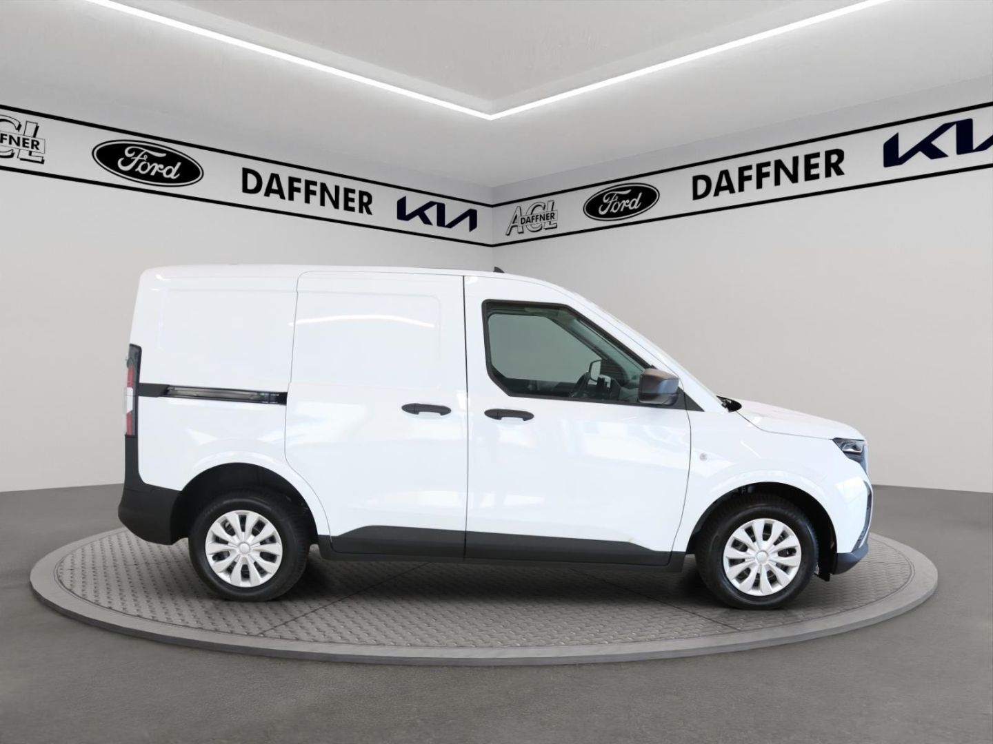 Fahrzeugabbildung Ford Transit Courier Trend 1.0 EcoBoost DAB