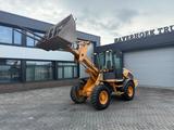 Case 121E Serie 3 - Case Schlepper