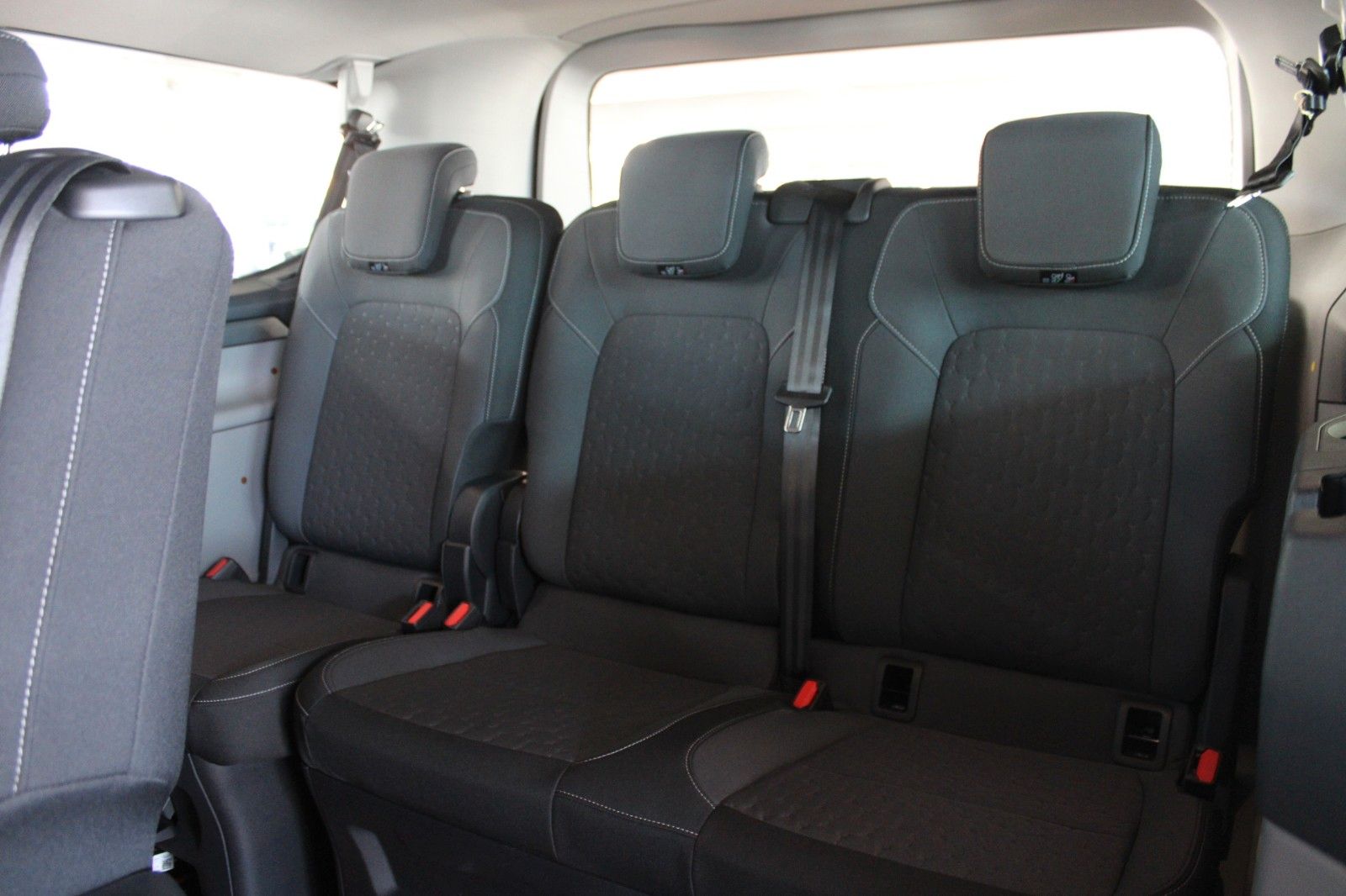 Fahrzeugabbildung Ford Tourneo Custom Titanium Automatik Technologie5