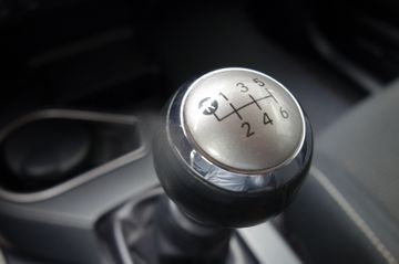 Toyota RAV 4 - 10
