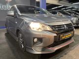 Mitsubishi Space Star Intro Edition+/SITZH/ NAVI/ Sparsam - graue Mitsubishi Space Star