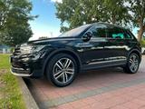 Volkswagen Tiguan 1.5 TSI OPF DSG Elegance  UNFALLFREI!