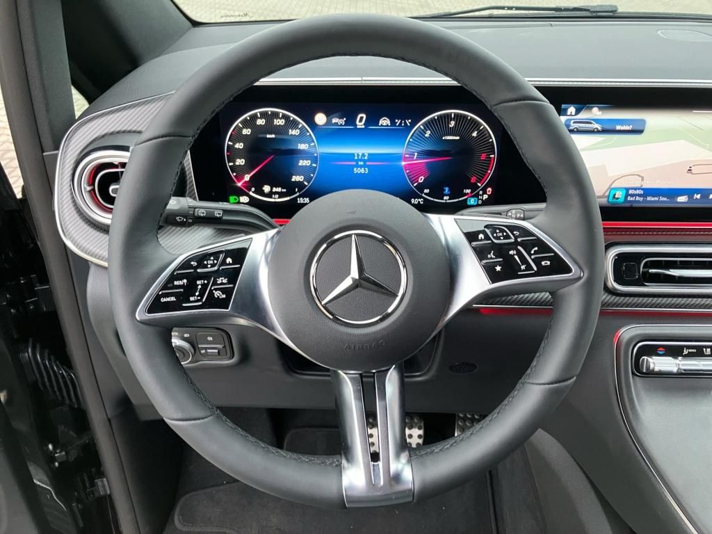 Fahrzeugabbildung Mercedes-Benz V 250 d lang 4x2 *Avantgarde AMG Night PANO