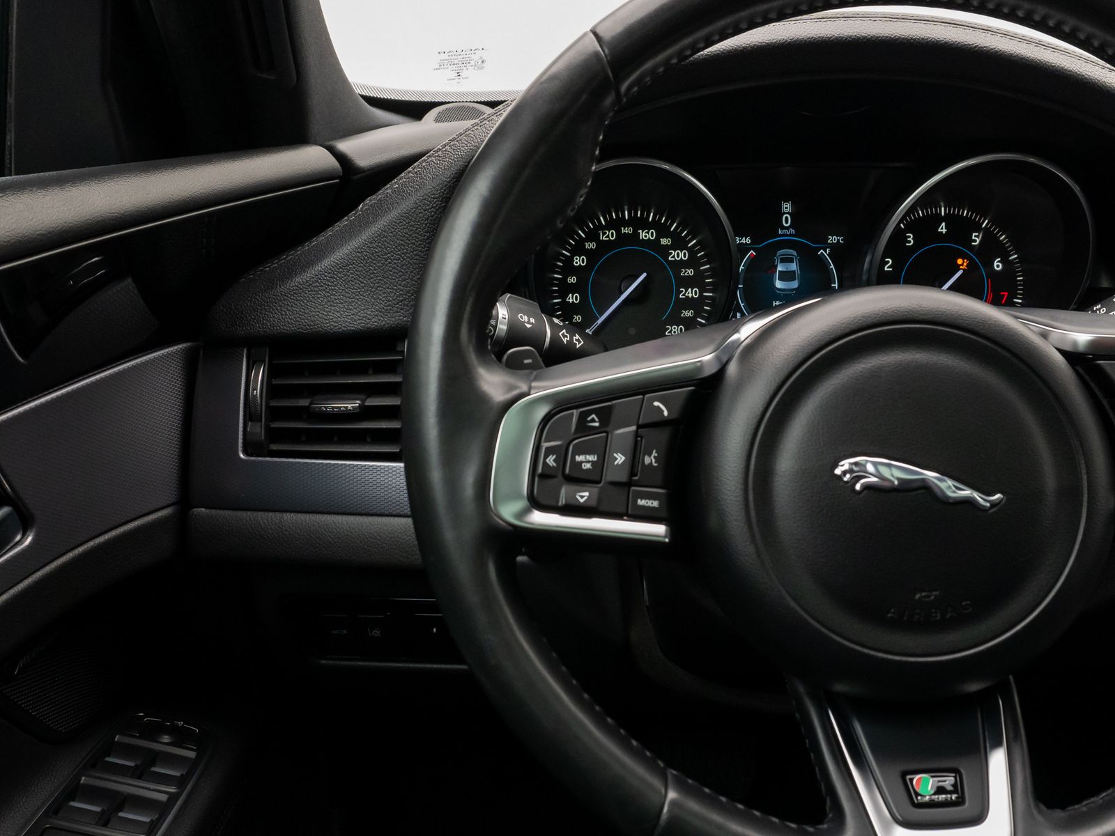 Fahrzeugabbildung Jaguar XF R-Sport Kamera Schiebedach Meridian Navi