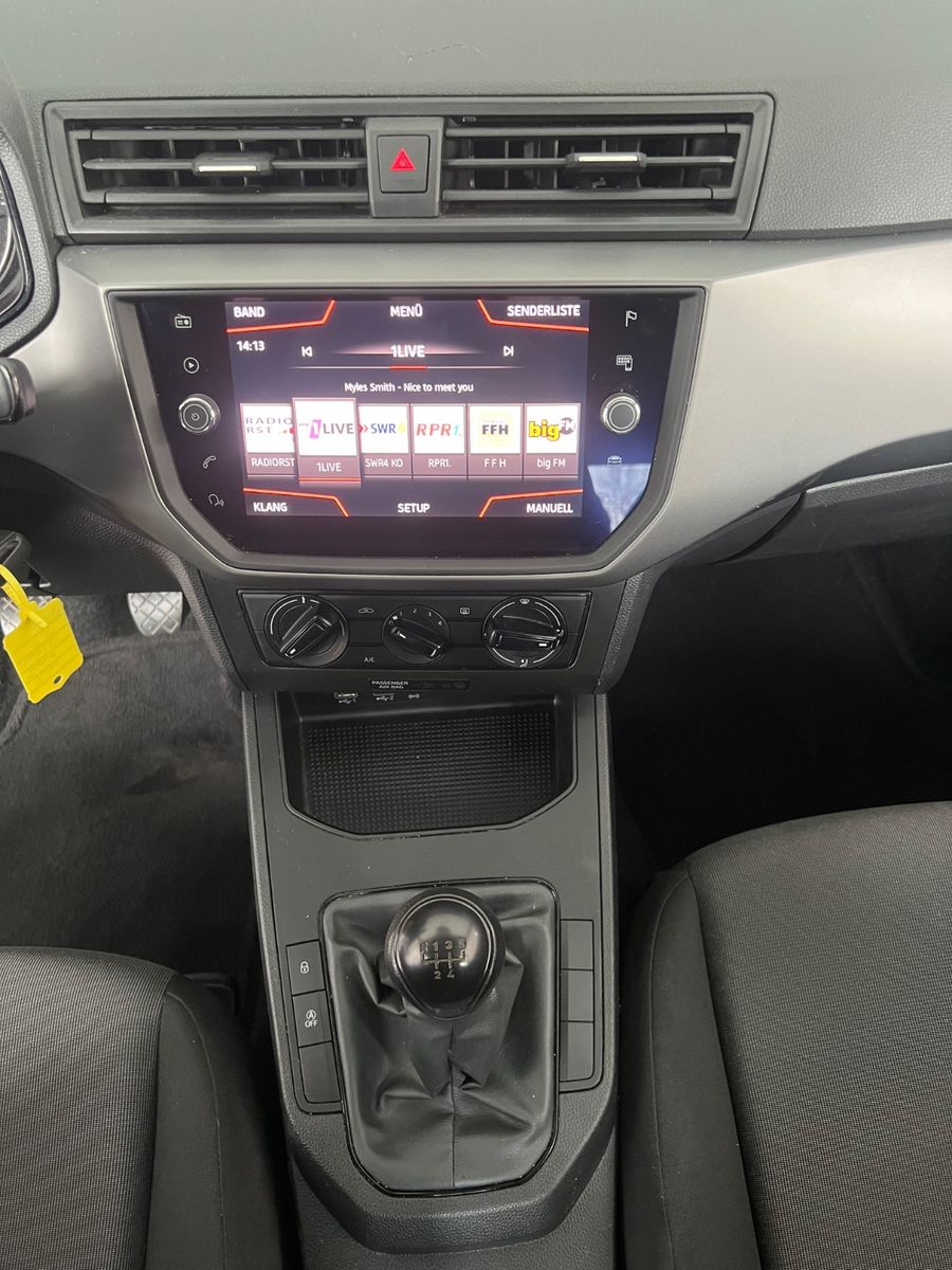 Fahrzeugabbildung SEAT Ibiza 1.6 TDI  Reference*NAVI*CAR-PLAY*ALUFELGEN