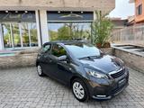 Peugeot 108 VTi 68 5 porte Active - Peugeot 108: Automatik
