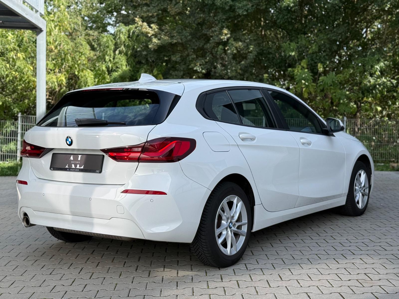 BMW 118i Advantage | CarPlay | LED | M Sport Lenkrad