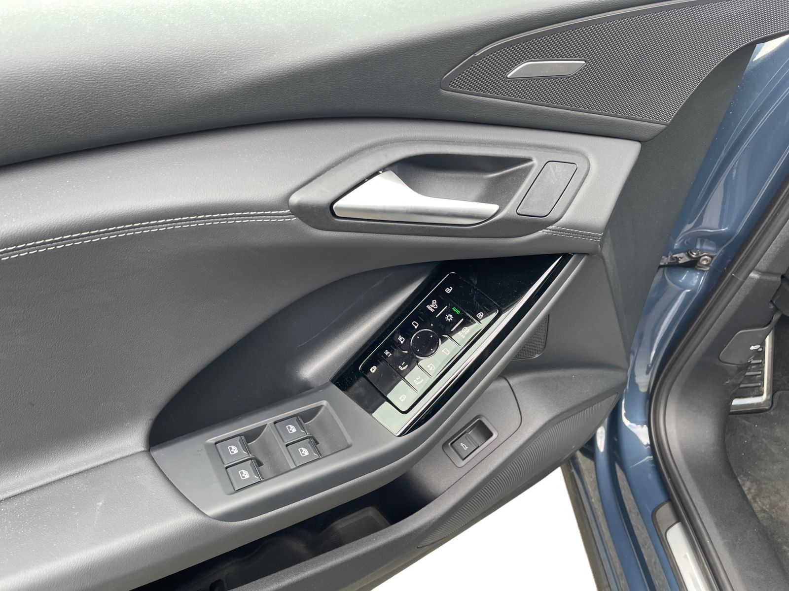 Audi SQ6 e-tron - Bild 15