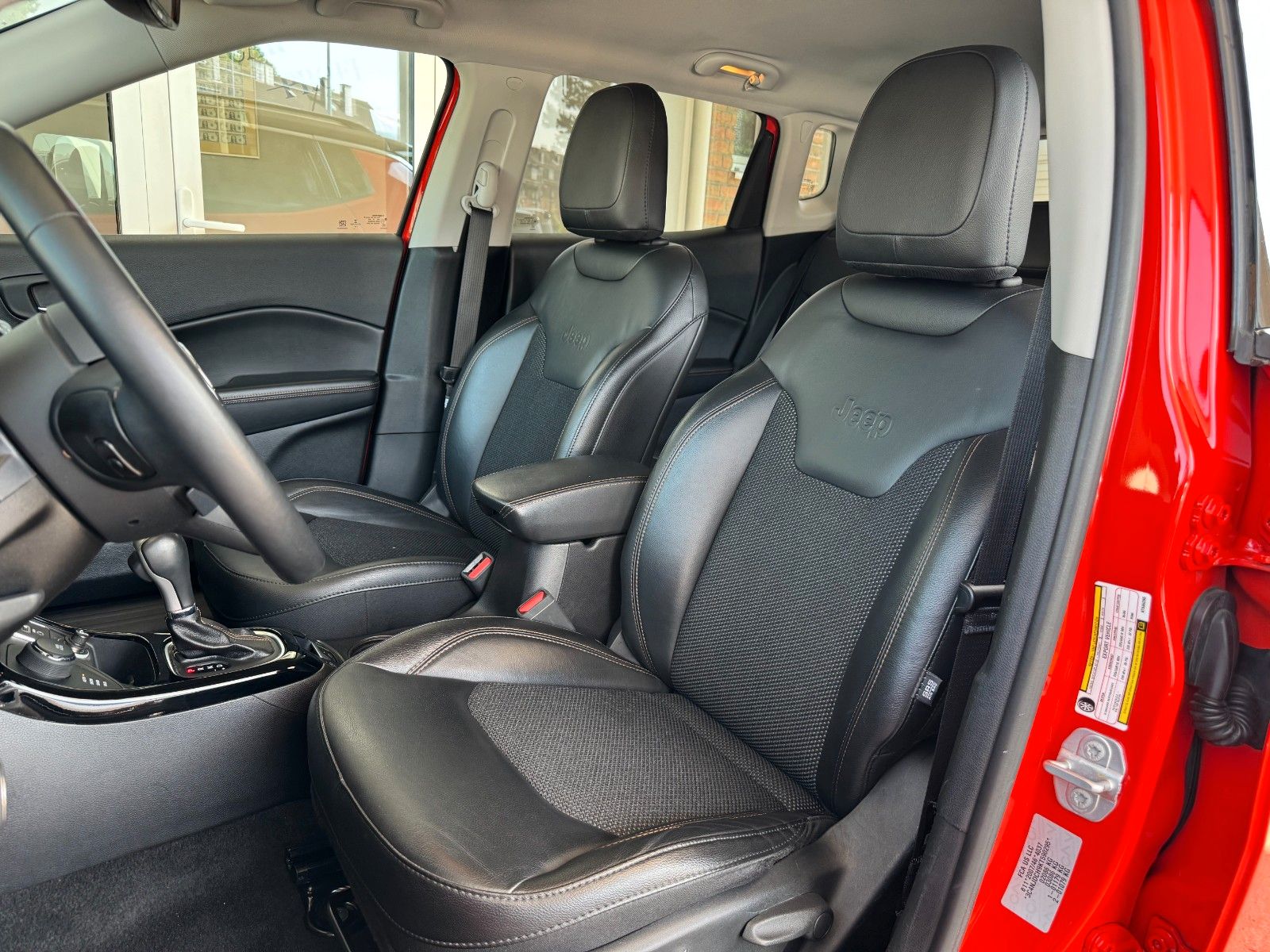 Fahrzeugabbildung Jeep Compass Limited 4WD Autom. Leder/Navi/LED