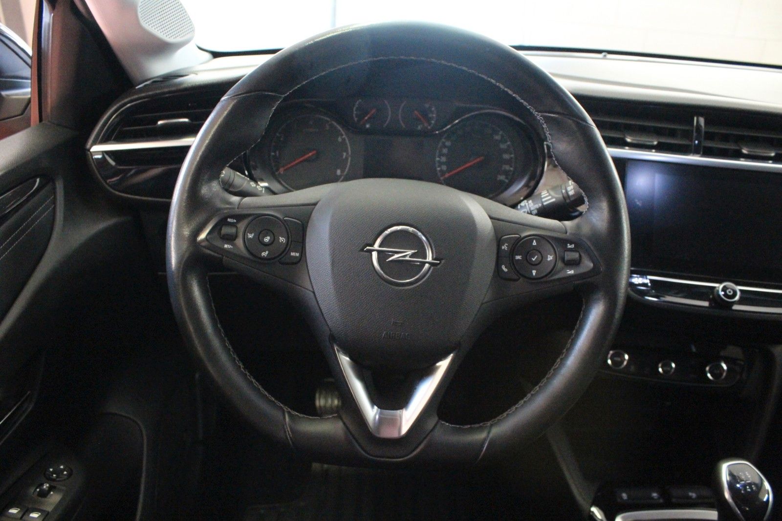Fahrzeugabbildung Opel Corsa 1.2 55kW Elegance *Techno Paket
