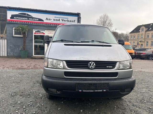 Volkswagen T4 Caravelle 2,5-l-Diesel TDI 75kW