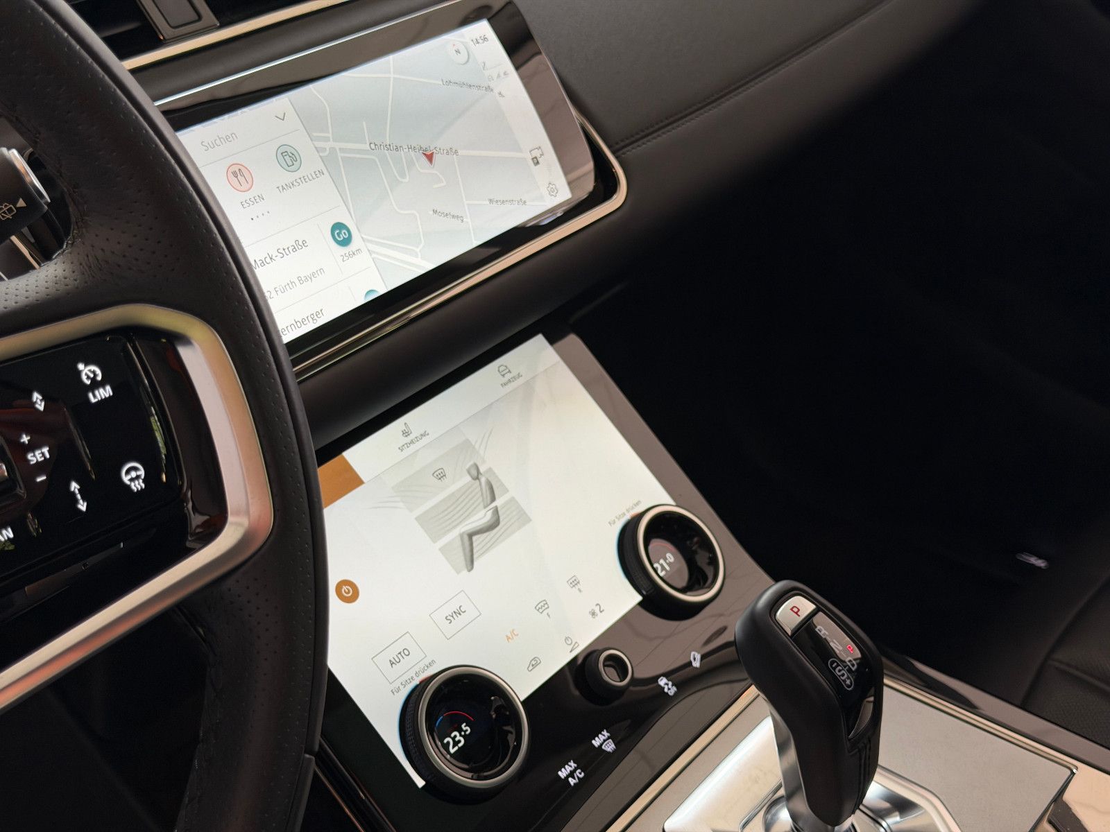 Fahrzeugabbildung Land Rover Evoque R-Dynamic SE/PANORAMA/MERIDIAN/KAMERA