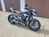 Triumph Street Triple RS Sonderlackierung - TRIUMPH STREET TRIPLE RS