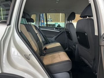 Volkswagen Tiguan Sport & Style 4Motion *2. Hand*Klima*Navi
