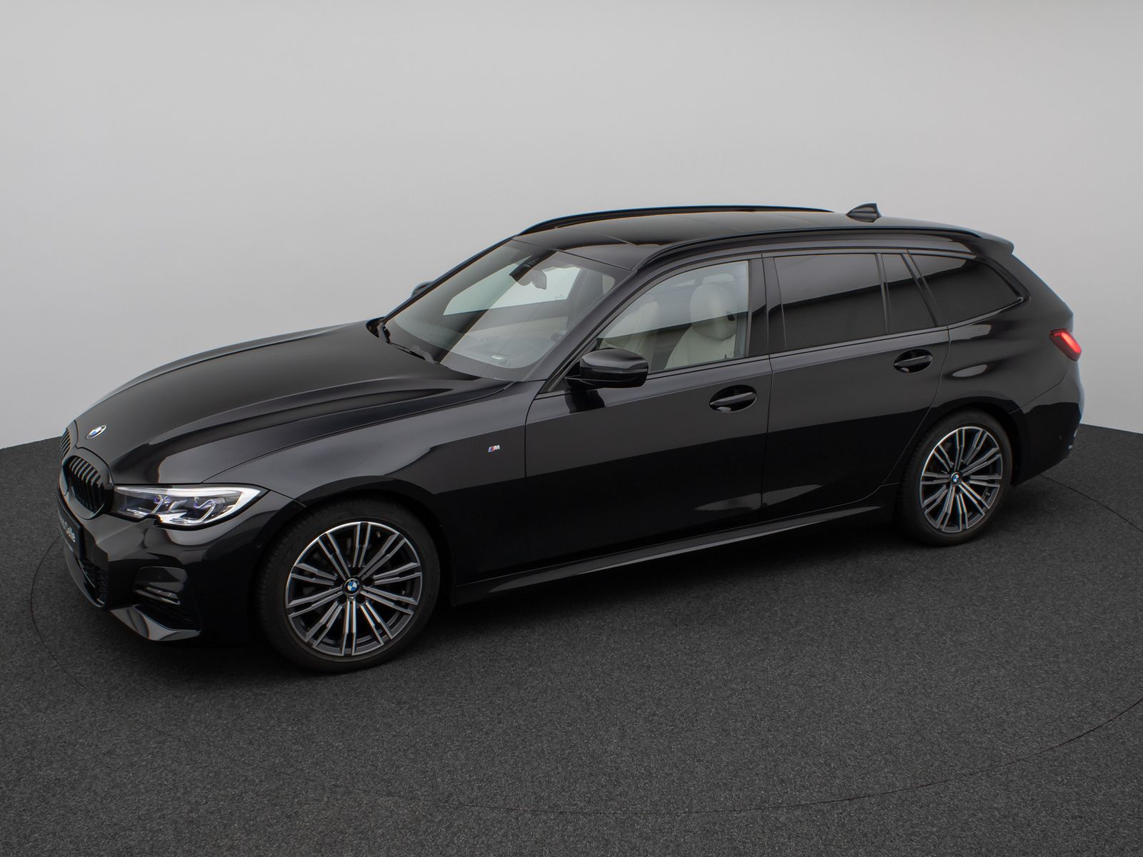 Fahrzeugabbildung BMW 320d M Sport Panorama Laser Kamera HUD DAB HiFi