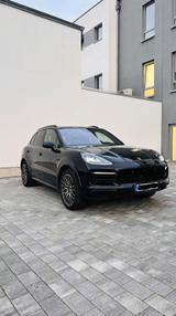 Porsche Cayenne E-Hybrid - Sport-Chrono-Paket