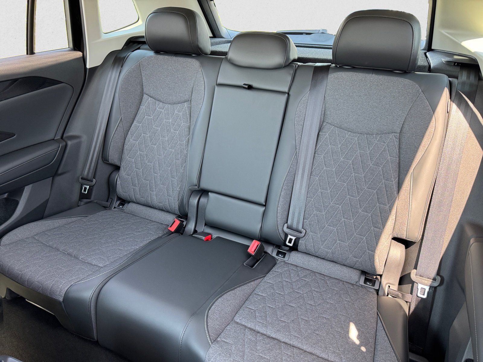 Volkswagen Tiguan - Bild 10