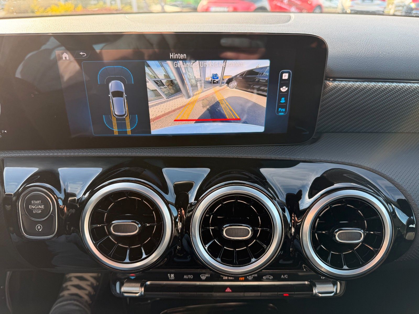 Fahrzeugabbildung Mercedes-Benz A 200 Progressive+LED+IHC+RKamera+LenkBeh+uvm.