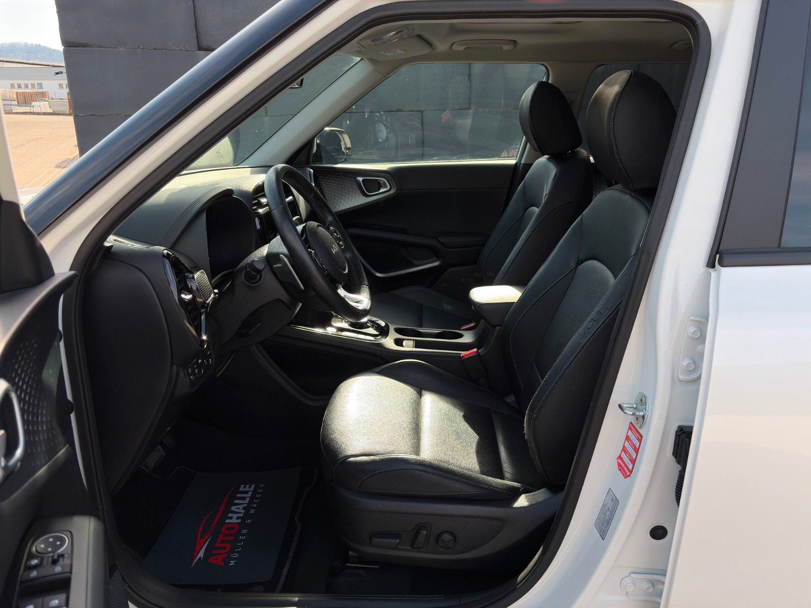 Fahrzeugabbildung Kia e-Soul Spirit 64kW ACC H&K NAV CAM Wärmepumpe