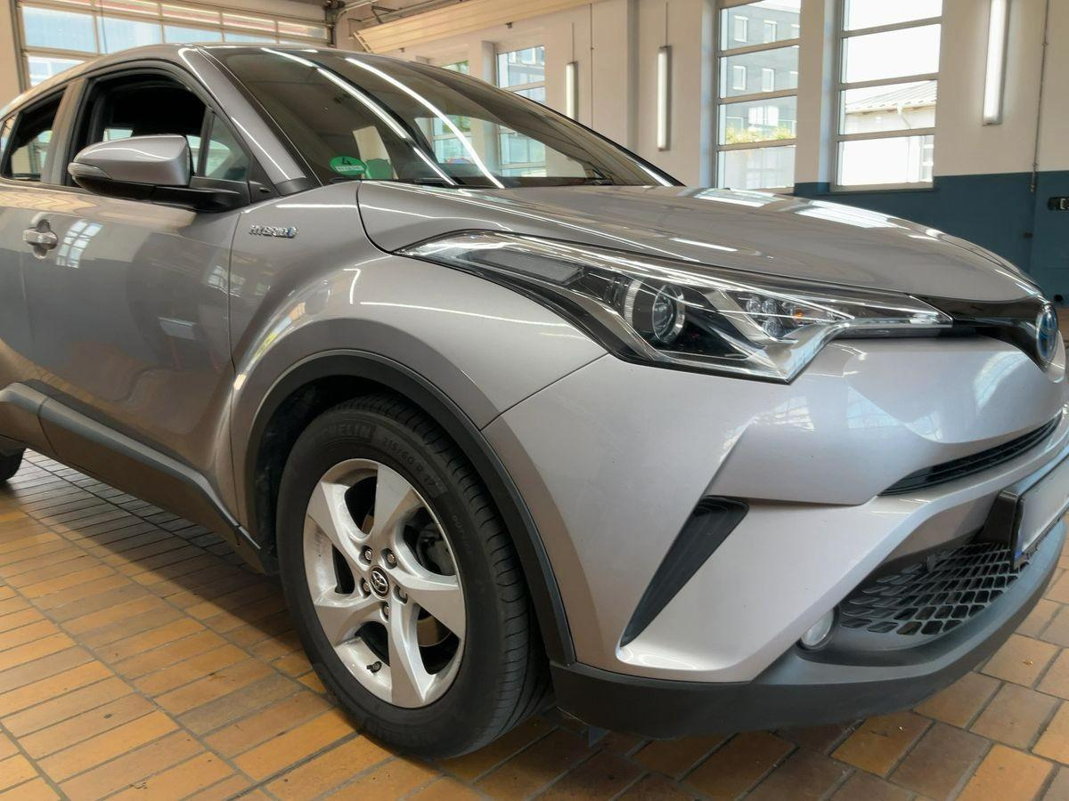 Toyota C-HR Hybrid Flow