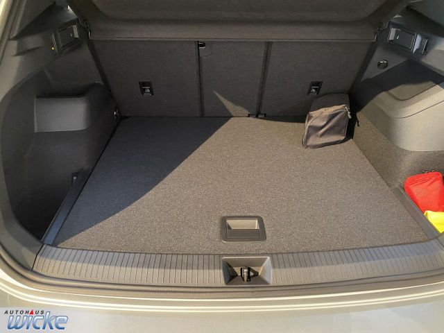 Tiguan 1.5 eTSI DSG Elegance NAVI KLIMA AHK