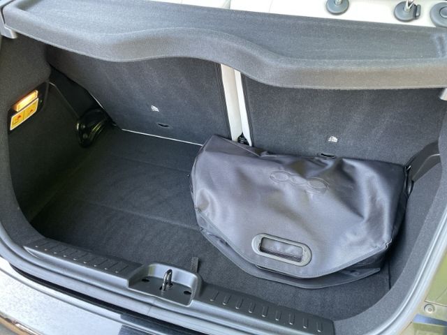 Fahrzeugabbildung Fiat 500e La Prima by Bocelli Android Auto, Sitzheizu